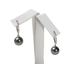 Elegante große hängende Tahitiperlenohrringe, AAA