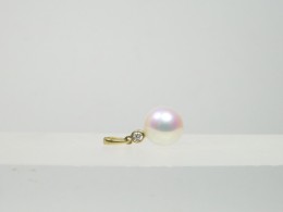 Glanzvolle runde Perlen an Diamant Goldanhänger, AAA